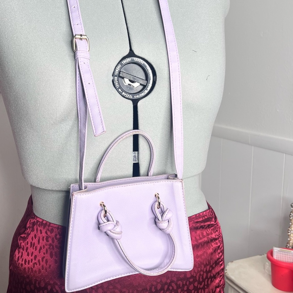 Elegant Lilac Mini Handbag